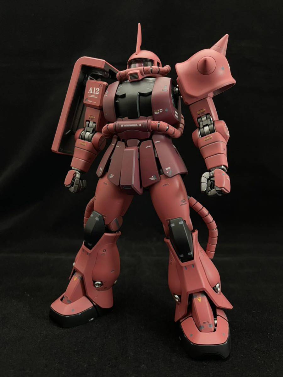 【ガンプラ】MG 1/100 MS-06S シャア専用ザク Ver.2.0【塗装済完成品】_画像2