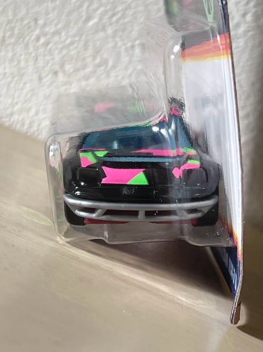 2024年　日本未発売　ホットウィール ネオン スピーダーズ ’95 マツダ RX-7 ドリフト　Hot wheels NEON SPEEDERS MAZDA DRIFT_画像4