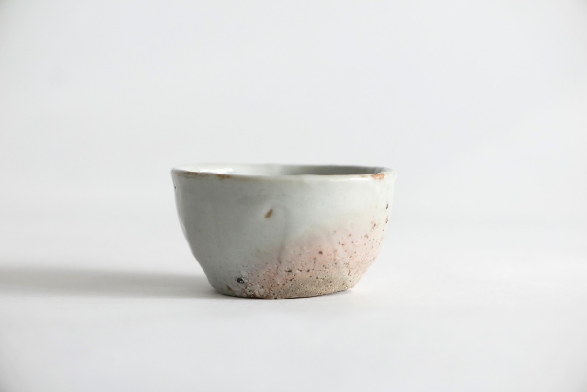 Kiyo 李朝 堅手 盃 ぐい呑 酒器 酒盃 - 工芸品 Kiyo 李朝 堅手 盃 ぐい呑 酒器 酒盃 - 工芸品
