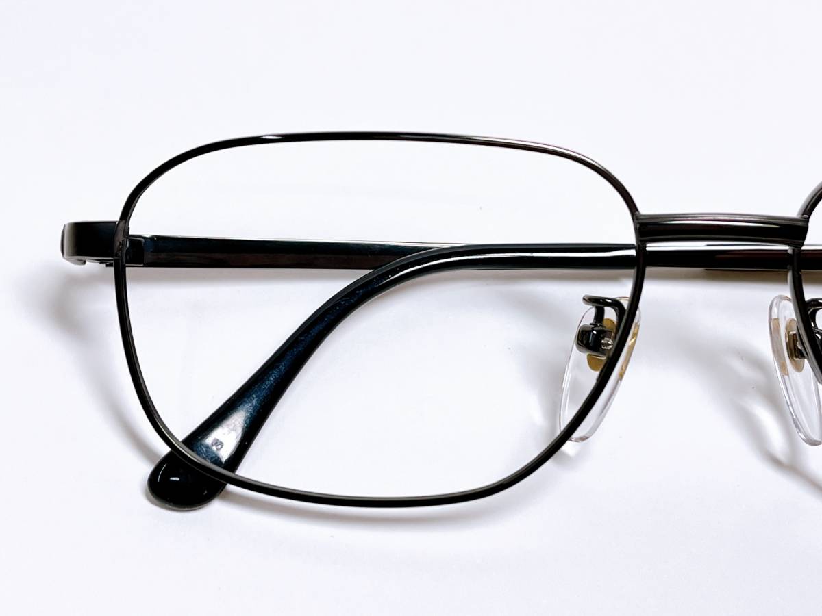 男性用 メガネ 軽量 チタン ★ 濃グレー IPメッキ ★ シンプル 眼鏡 メガネフレーム_画像3