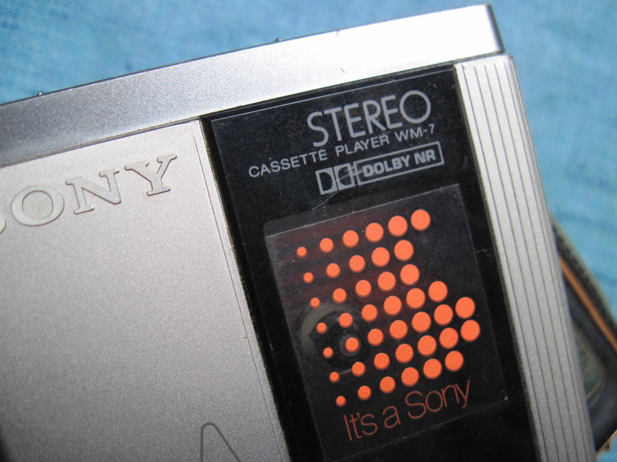 「■SONY CASSETTE PLAYER WM-7 動作不良？ 」中古です。_画像2