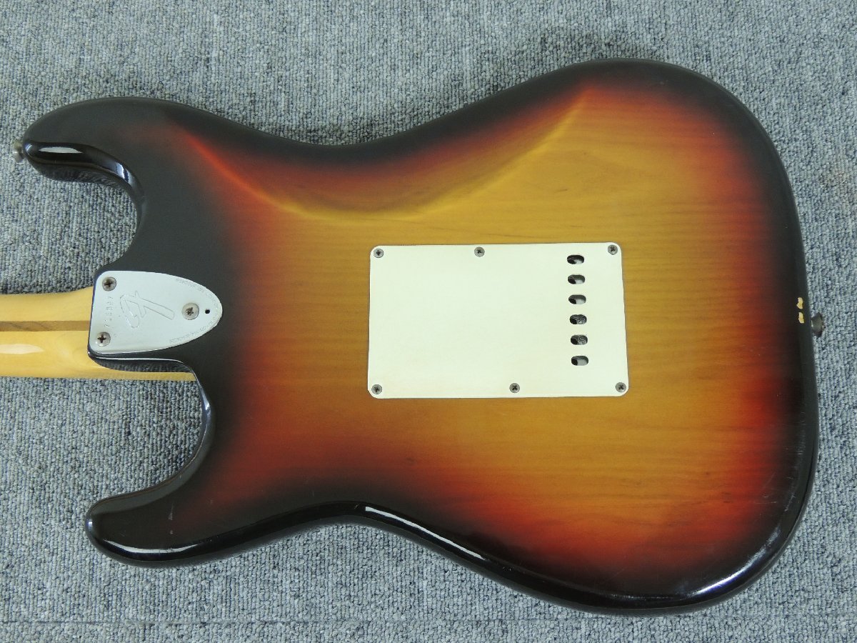 Fender USA 70年代 ストラトキャスター/Stratocaster ハードケース付 /エレキギター ストラト_画像3