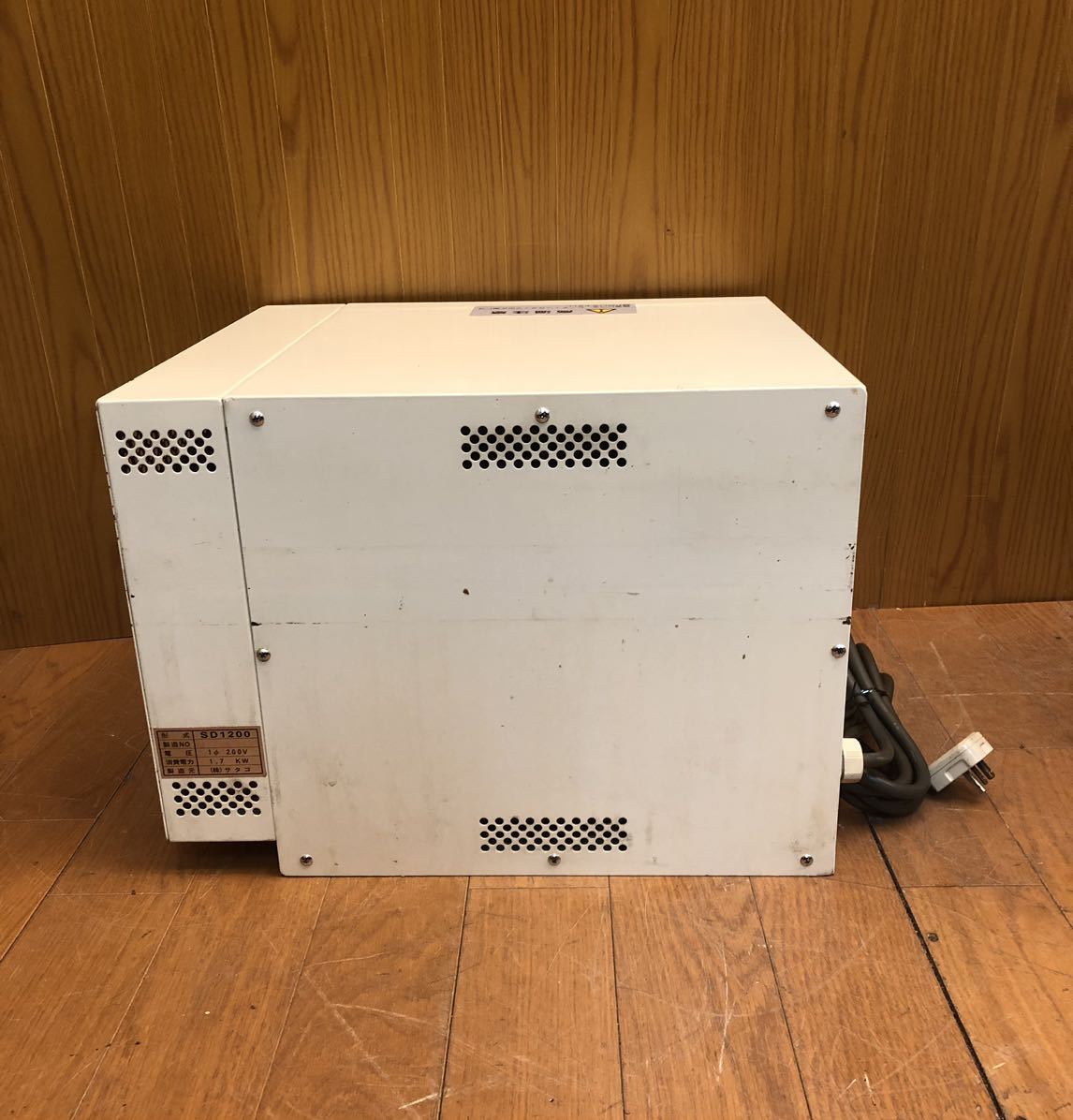 ☆動作品☆蓄熱プレートウォーマー/単相200V/12枚/ピザ ☆動作品☆蓄熱プレートウォーマー/単相200V/12枚/ピザ
