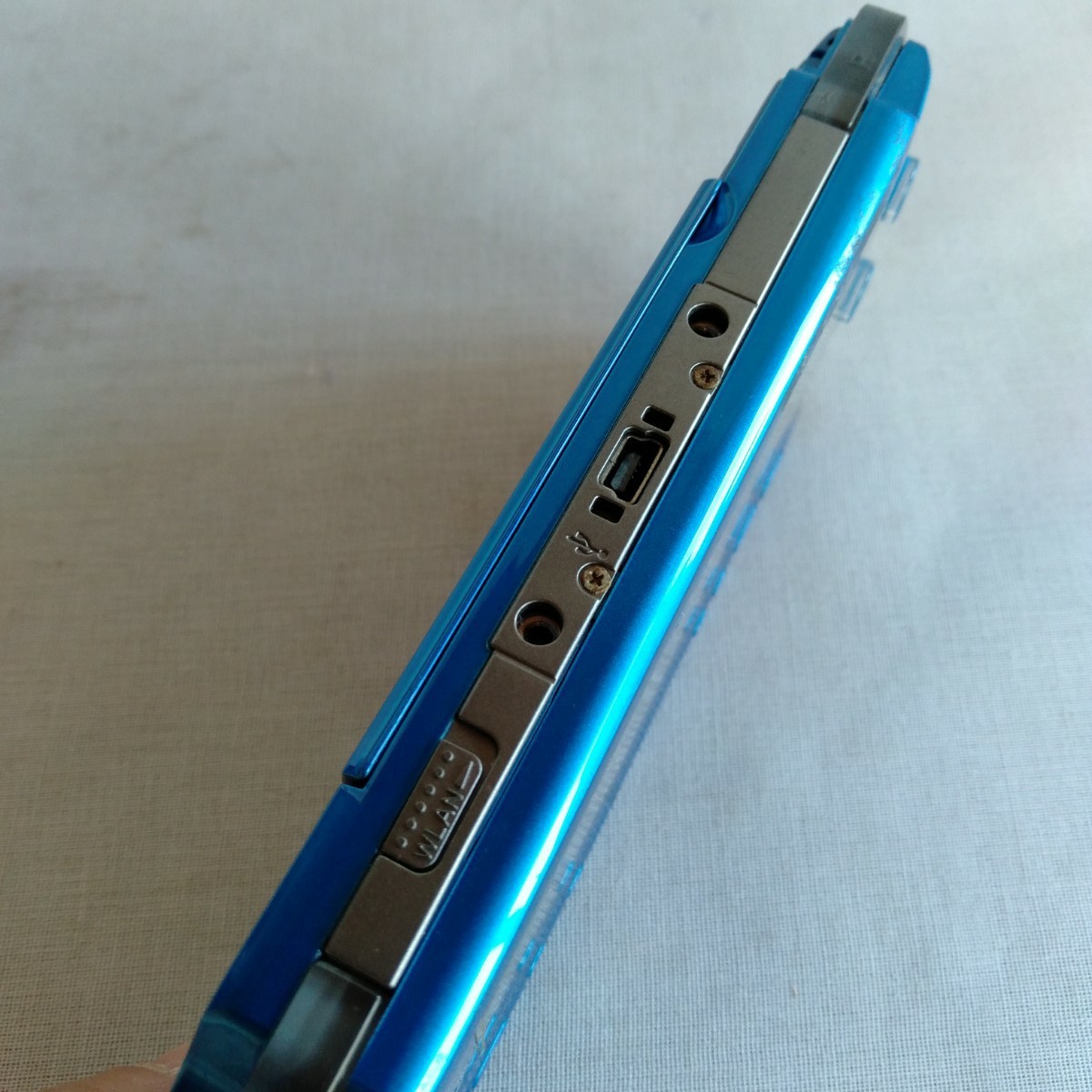 ト001 PSP 3000 プレイステーション・ポータブル 青 バッテリー/蓋なし メモリースティックデュオ付 ゲーム 本体_画像8