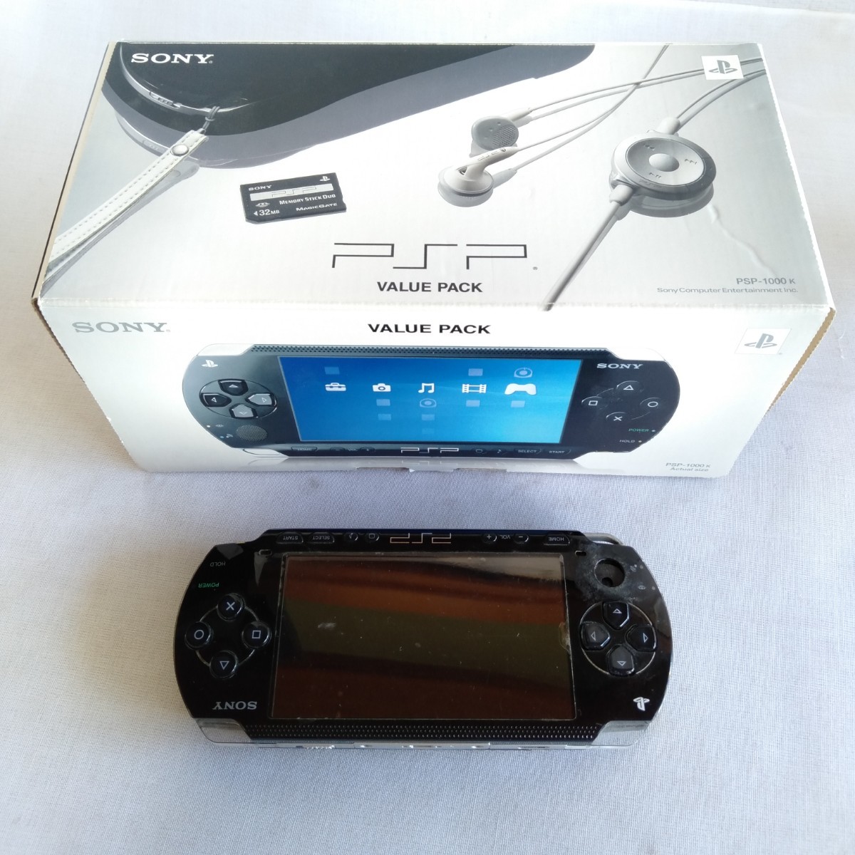 ト011 PSP 1000 ジャンク スティック破損 ACアダプター/電源コード/メモリースティック/ハンドスラップ/ポーチなし ゲーム 本体_画像1