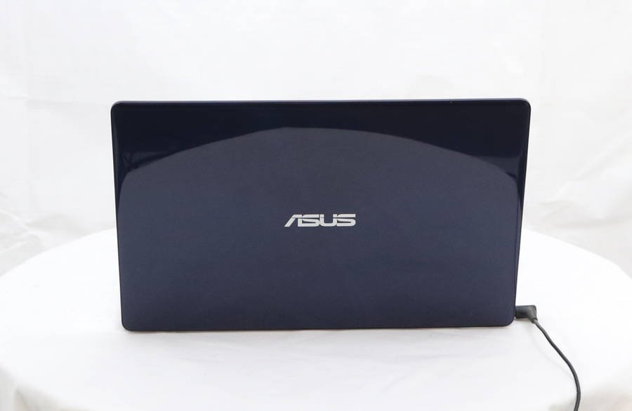 ASUS UX331UN ZENBOOK　Core i5 8250U 1.60GHz 8GB 256GB(SSD)■1週間保証_画像3