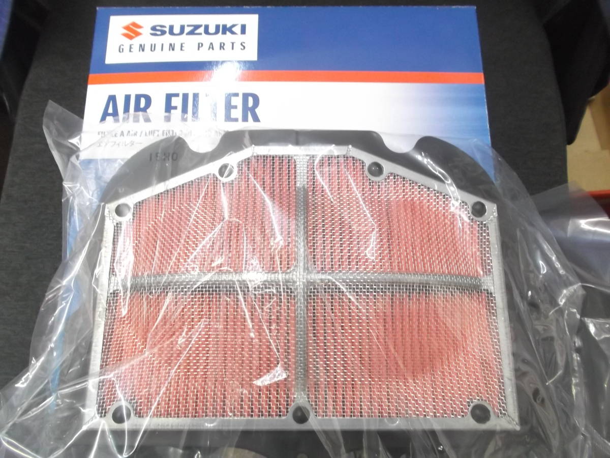 GSX1300R　ハヤブサ(2008～)(GX72A,逆車/GX72B,国内)／B-KING(GX71A) 純正エアフィルター　新品_画像2