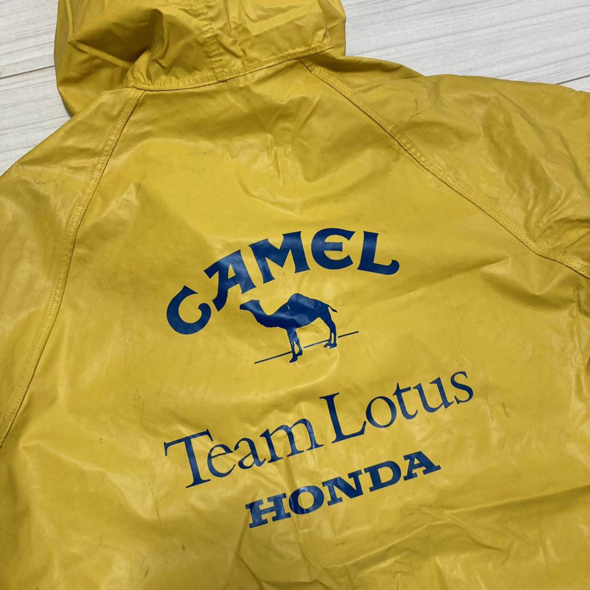 80s Team LOTUS HONDA キャメル リバーシブルラバージャケット 80s Team LOTUS HONDA キャメル リバーシブルラバージャケット