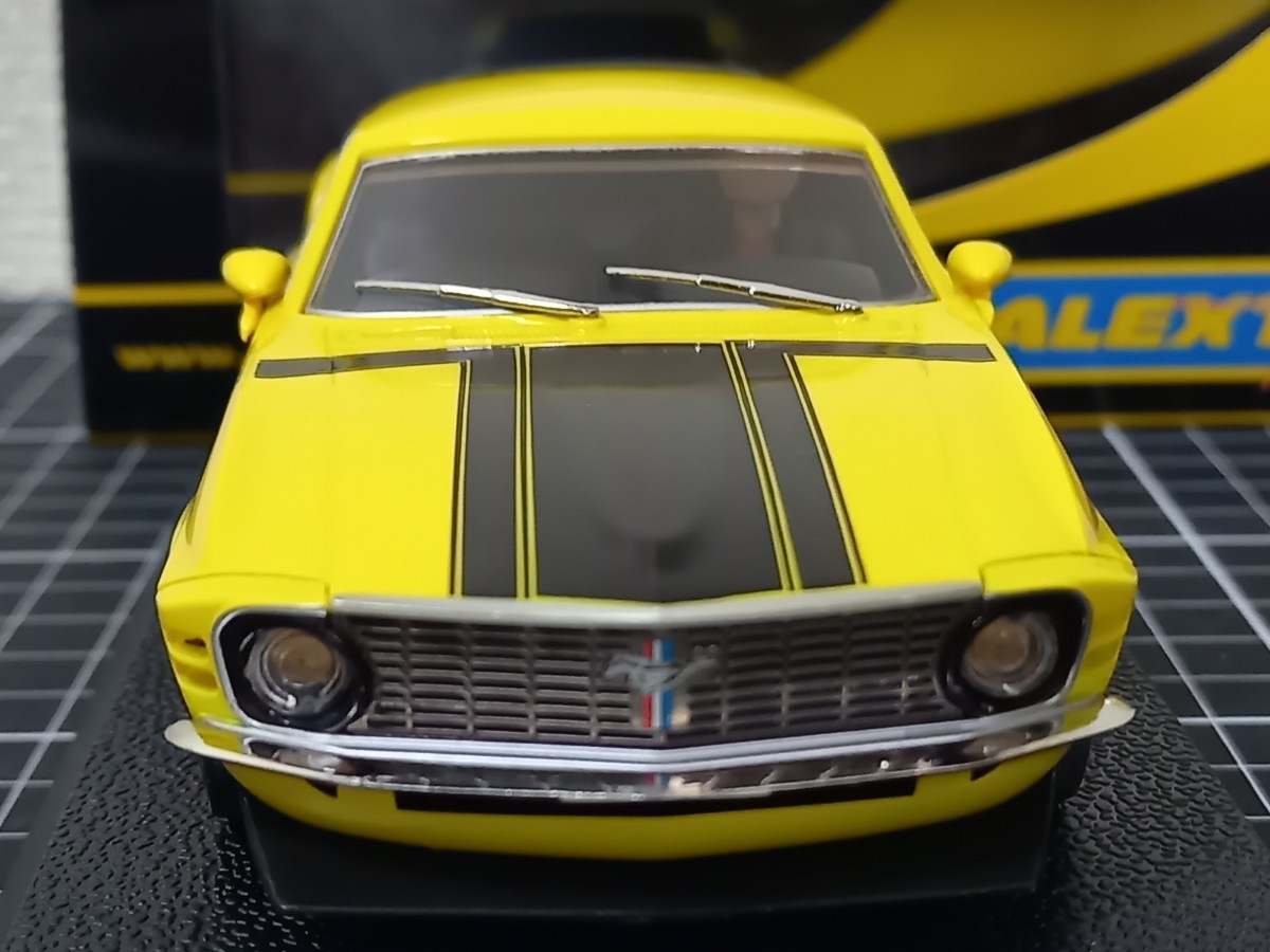 スロットカー 1/32 Scalextric C2574 1970 Ford Mustang BOSS 302 Street Car フォード ムスタング スケーレックス_画像4