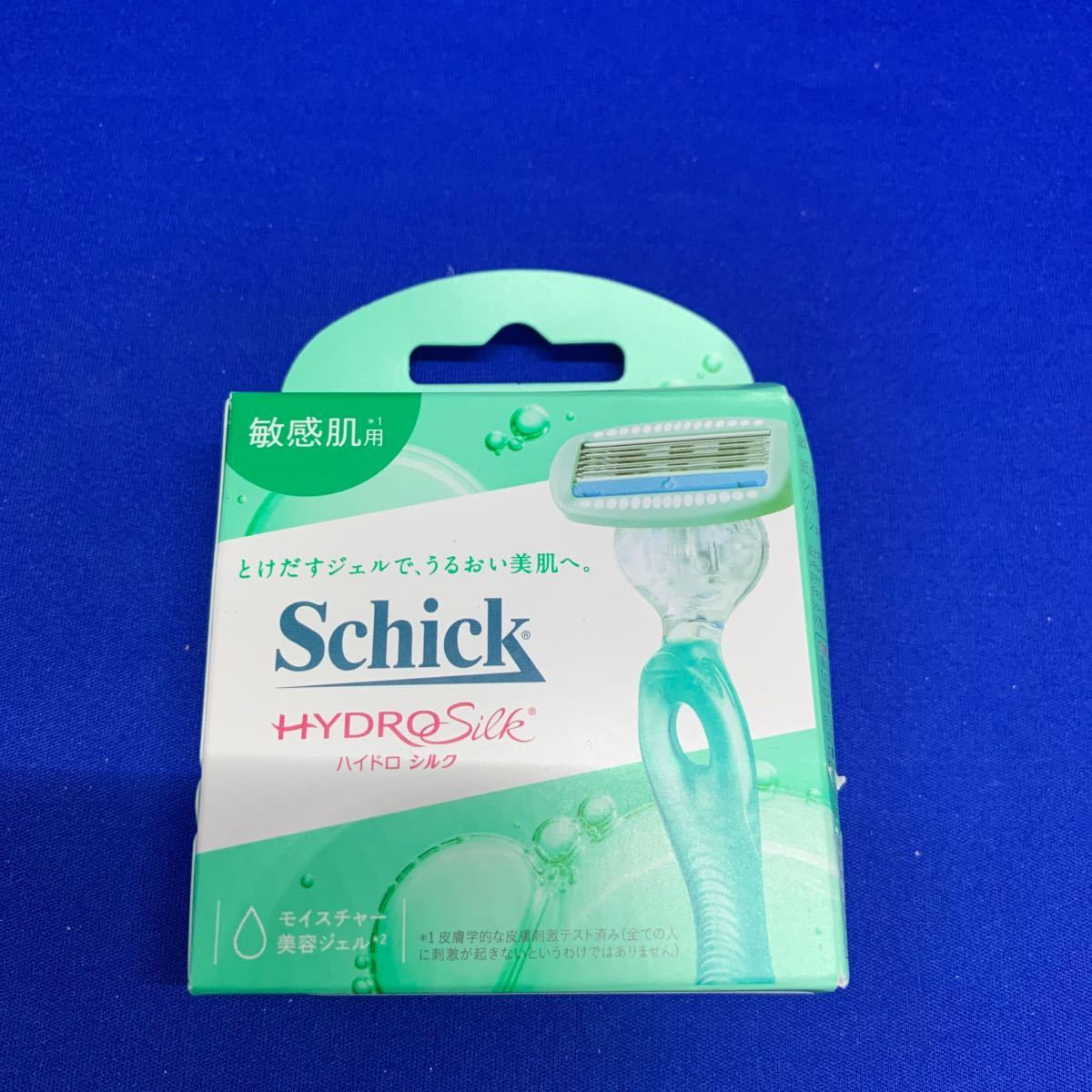 B0619 シック Schick ハイドロシルク 敏感肌用 替刃　3コ入　カミソリ_画像1