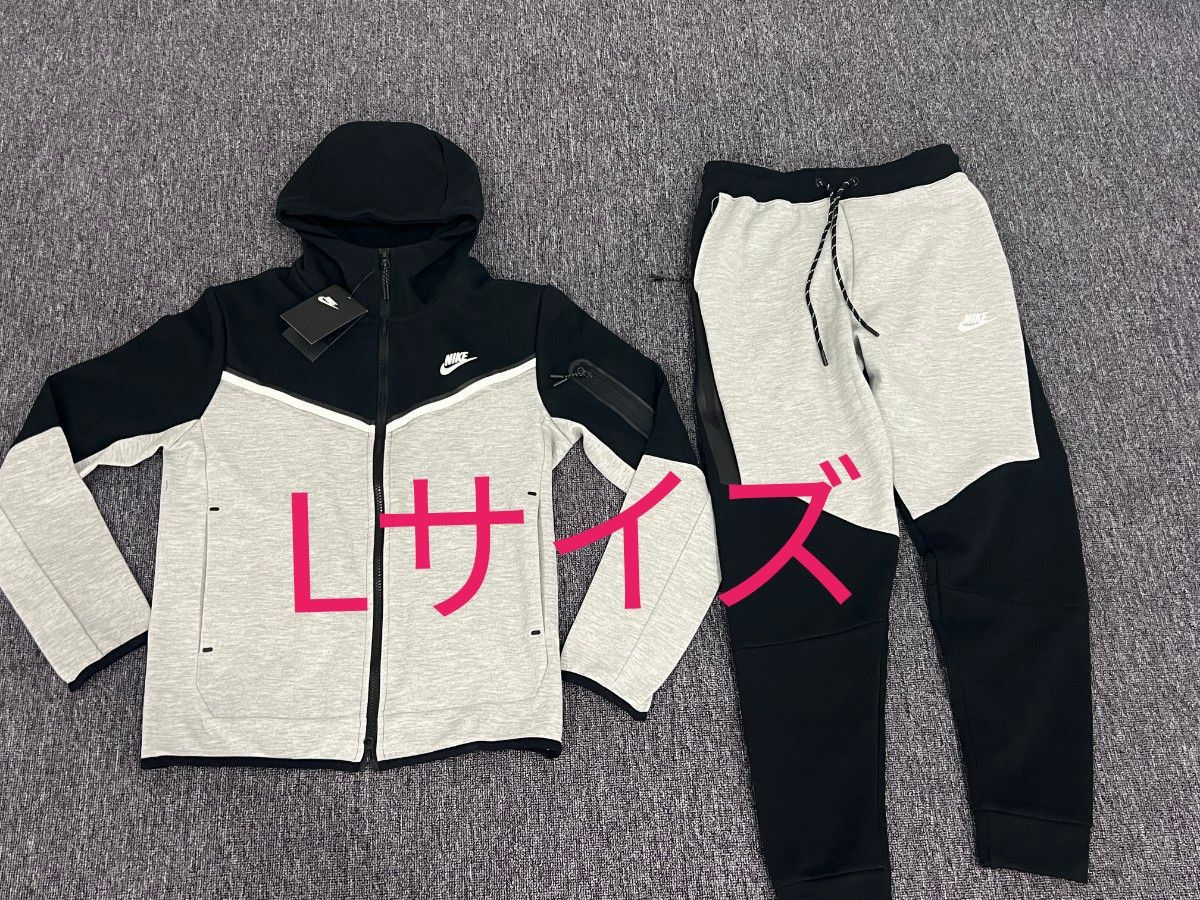 新品 NIKE テックフリース 上下 セットアップ Lサイズ 上下 新品 NIKE テックフリース 上下 セットアップ Lサイズ 上下