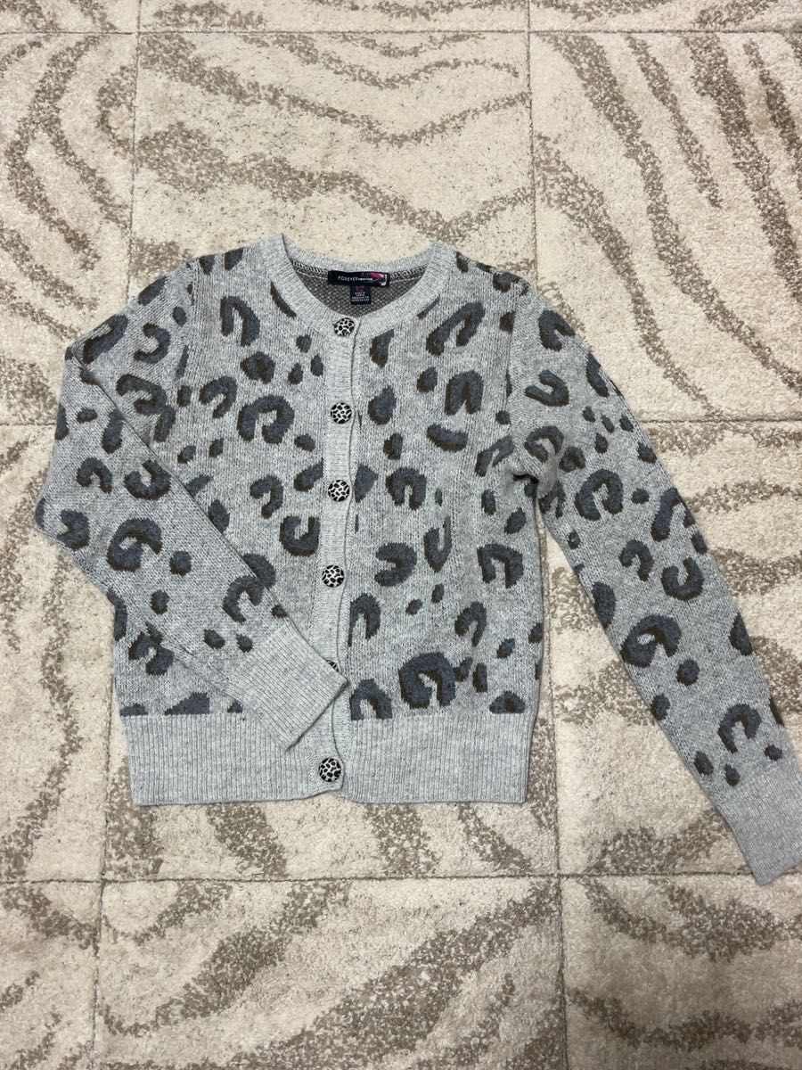 【超美品】FOREVER21★ヒョウ柄 レオパード柄 カーディガンS/M・グレー