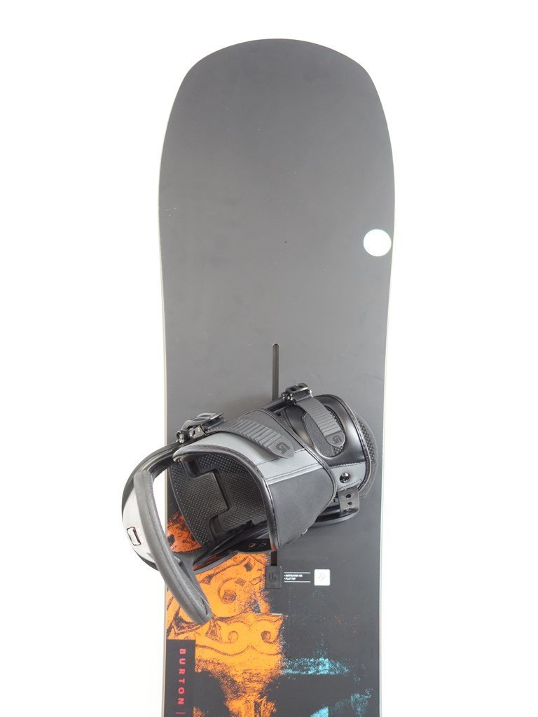 中古 17/18 BURTON INSTIGATOR 155cm FREESTYLE ビンディング付きスノーボード バートン インスティゲーター フリースタイル_画像2