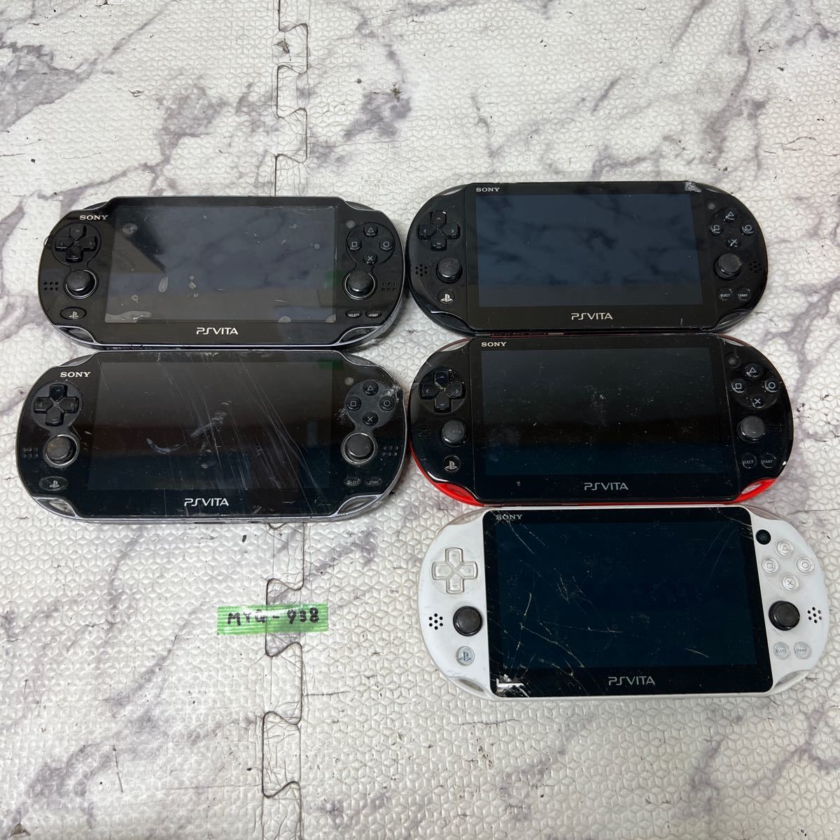 MYG-938 激安 ゲー厶機 本体 SONY PSVITA PCH-1000 / PCH-1100 / PCH-2000 動作未確認 5点 まとめ売り ジャンク 同梱不可_画像1