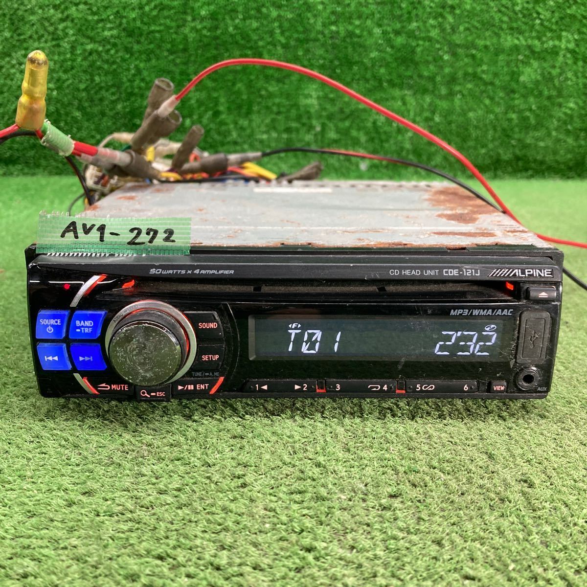 AV1-272 激安 カーステレオ ALPINE CDE-121J CD AUX 本体のみ 簡易動作確認済み 中古現状品_画像1