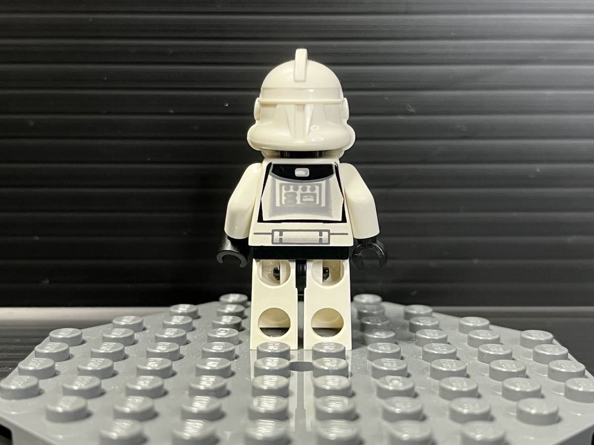 レゴ ミニフィグ スターウォーズ　クローントルーパー　コマンダー　LEGO 正規品_画像2