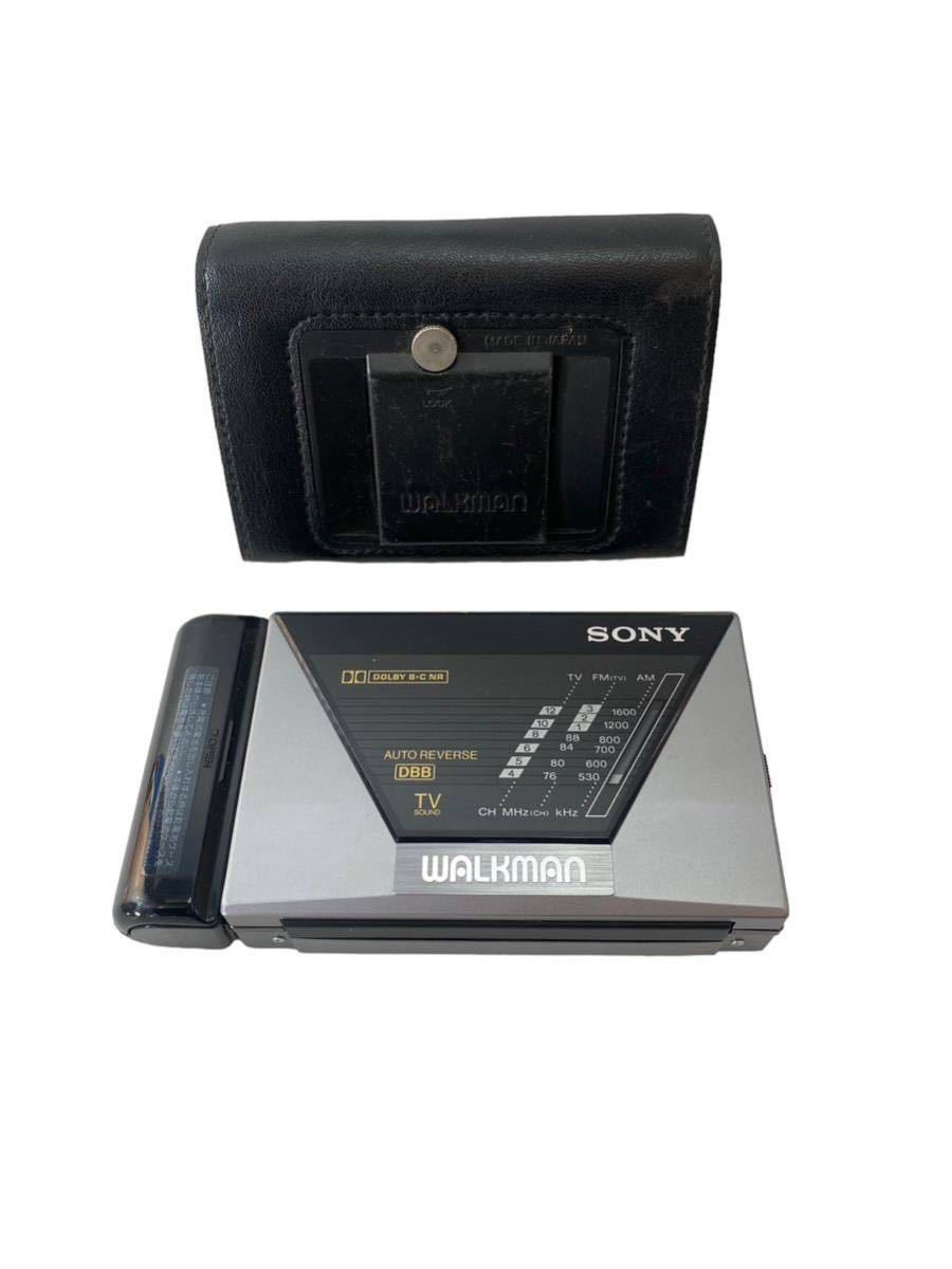 Y-221【SONY WALKMAN WM-F550C ラジオカセットプレーヤー　ウォークマン　ソニー　ラジカセ】 _画像1