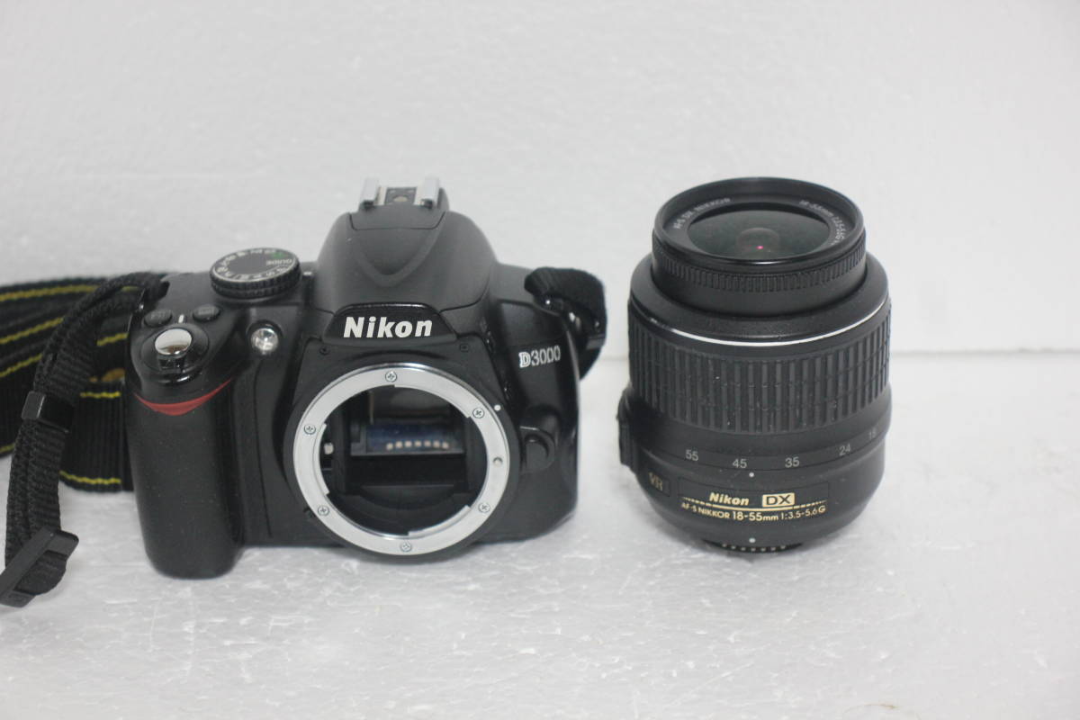 ニコン Nikon D3000 AF-S 18-55 3.5-5.6G VR バッテリー　SDカード_画像2