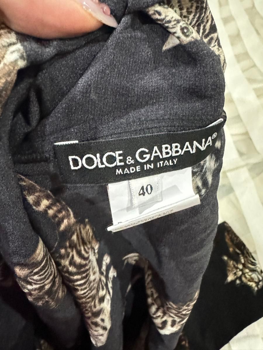 【美品】DOLCE＆GABBANAネコトップスブラウス 100%シルク 長袖