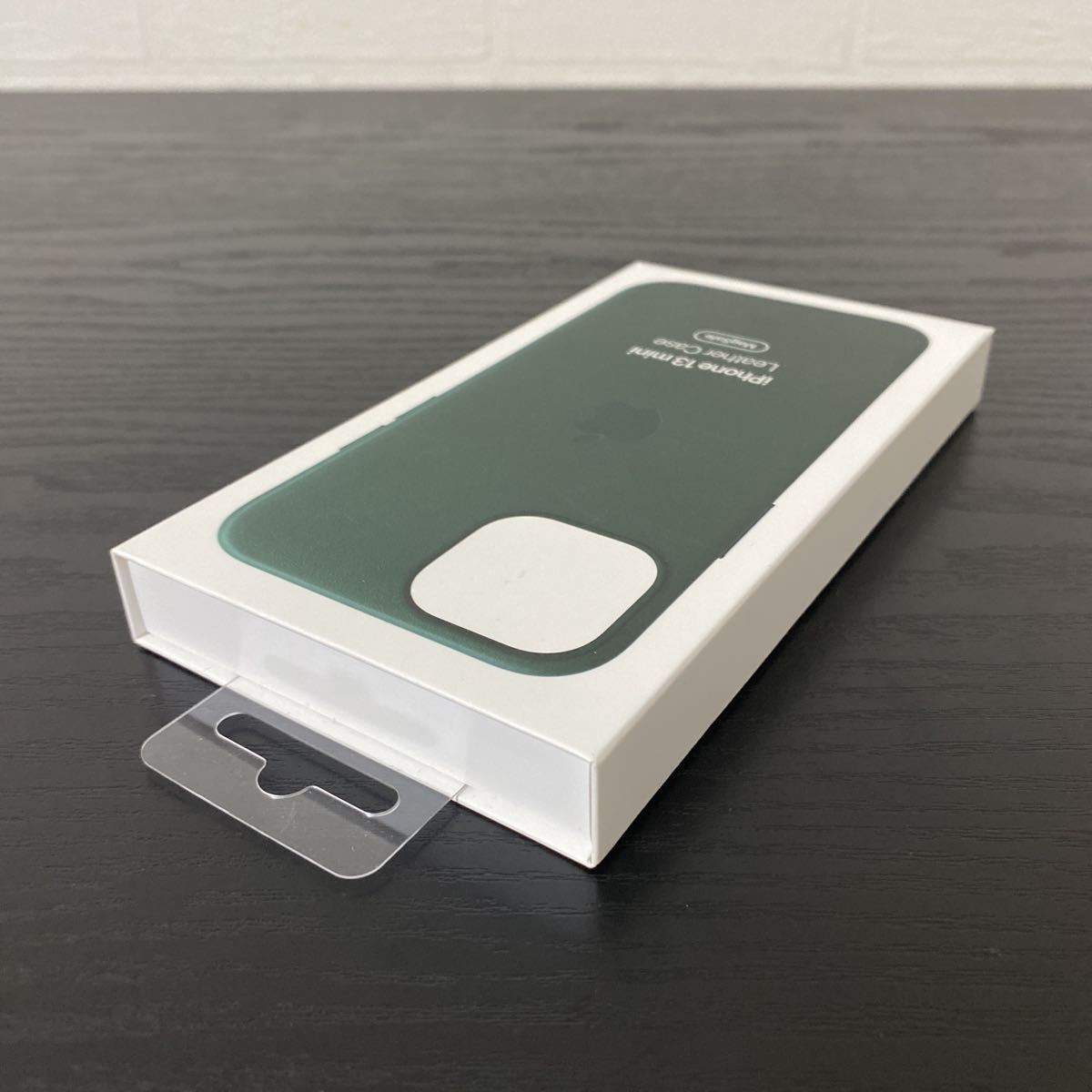 新品未開封 アップル純正 MagSafe対応 iPhone 13 mini 専用 新品未開封 アップル純正 MagSafe対応 iPhone 13 mini 専用