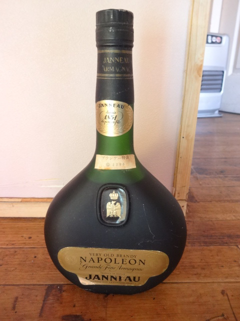 JANNEAU　ジャノー　ナポレオン　ベリーオールド　NAPOLEON　VERY　OLD　未開栓　古酒_画像1