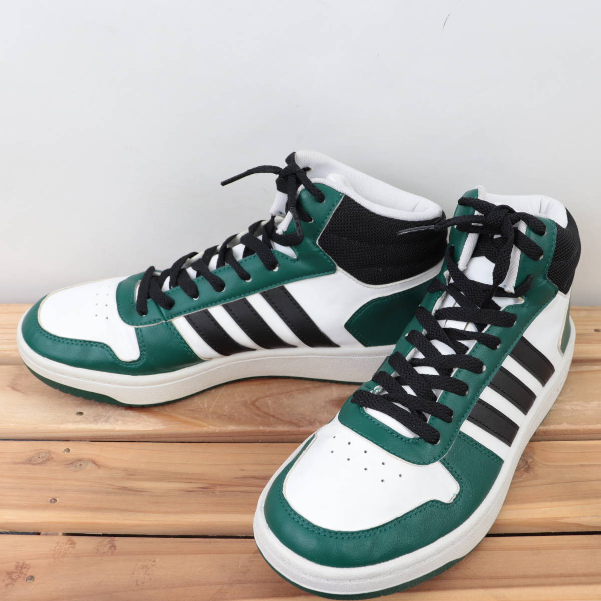 z9403 アディダス フープス2.0 ミッド US8 26.0cm/白 ホワイト 緑 グリーン 黒 adidas Hoops 2.0 Mid メンズ スニーカー 中古_画像1