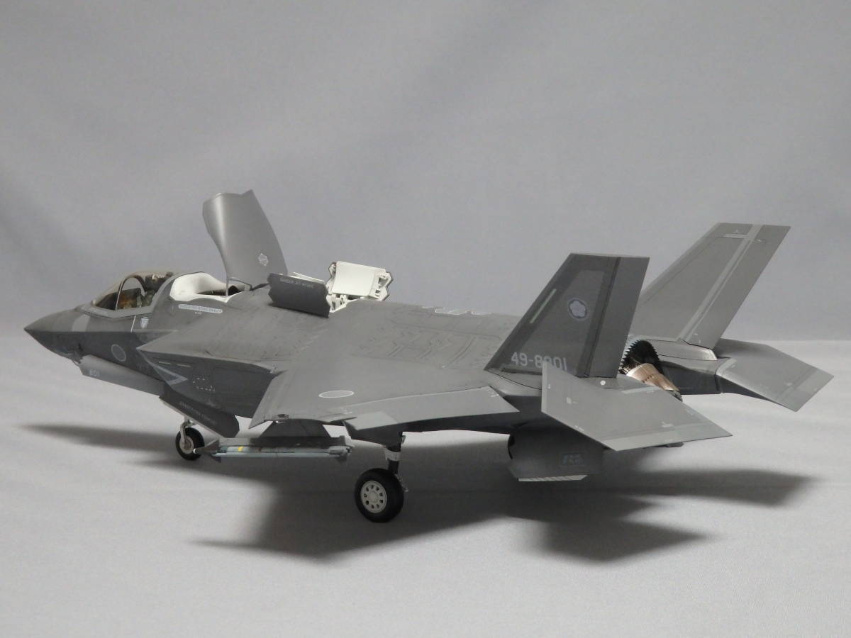 タミヤ 1/48 F-35B ライトニングII 航空自衛隊 305飛行隊（仮想） 塗装済完成品_画像3