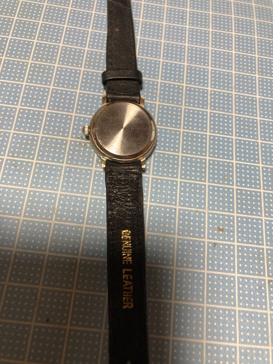 文字盤のデザインがオシャレな腕時計