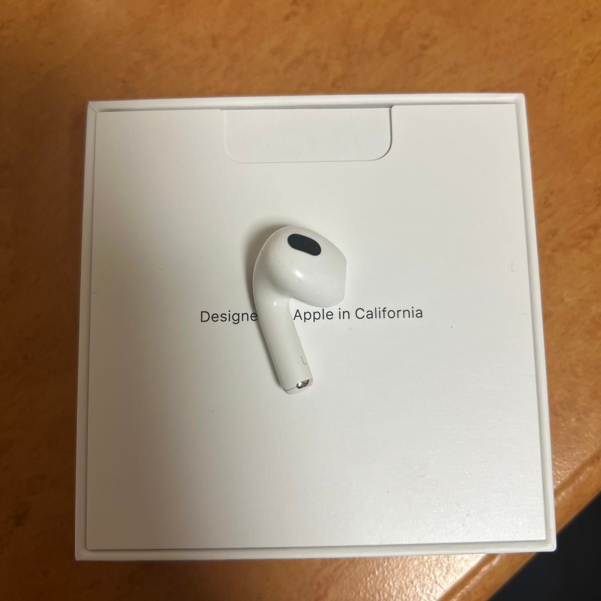 Apple AirPods 第3世代　左側　左耳　左 アップル ワイヤレスイヤホン エアーポッズ エアーポッズプロ