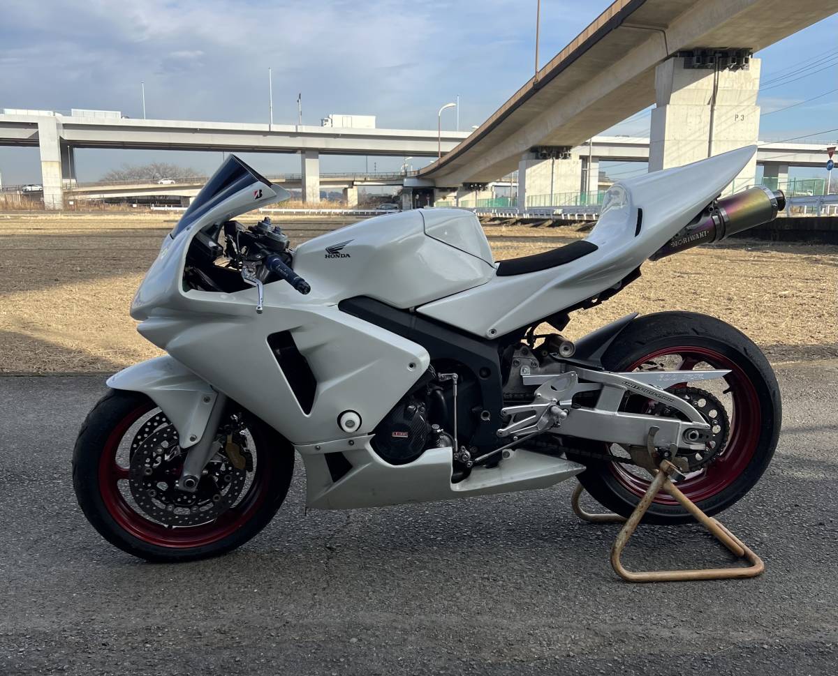 CBR600RR PC37 レーサー ZX R1 R6 の商品詳細 CBR600RR PC37 レーサー ZX R1 R6 の商品詳細