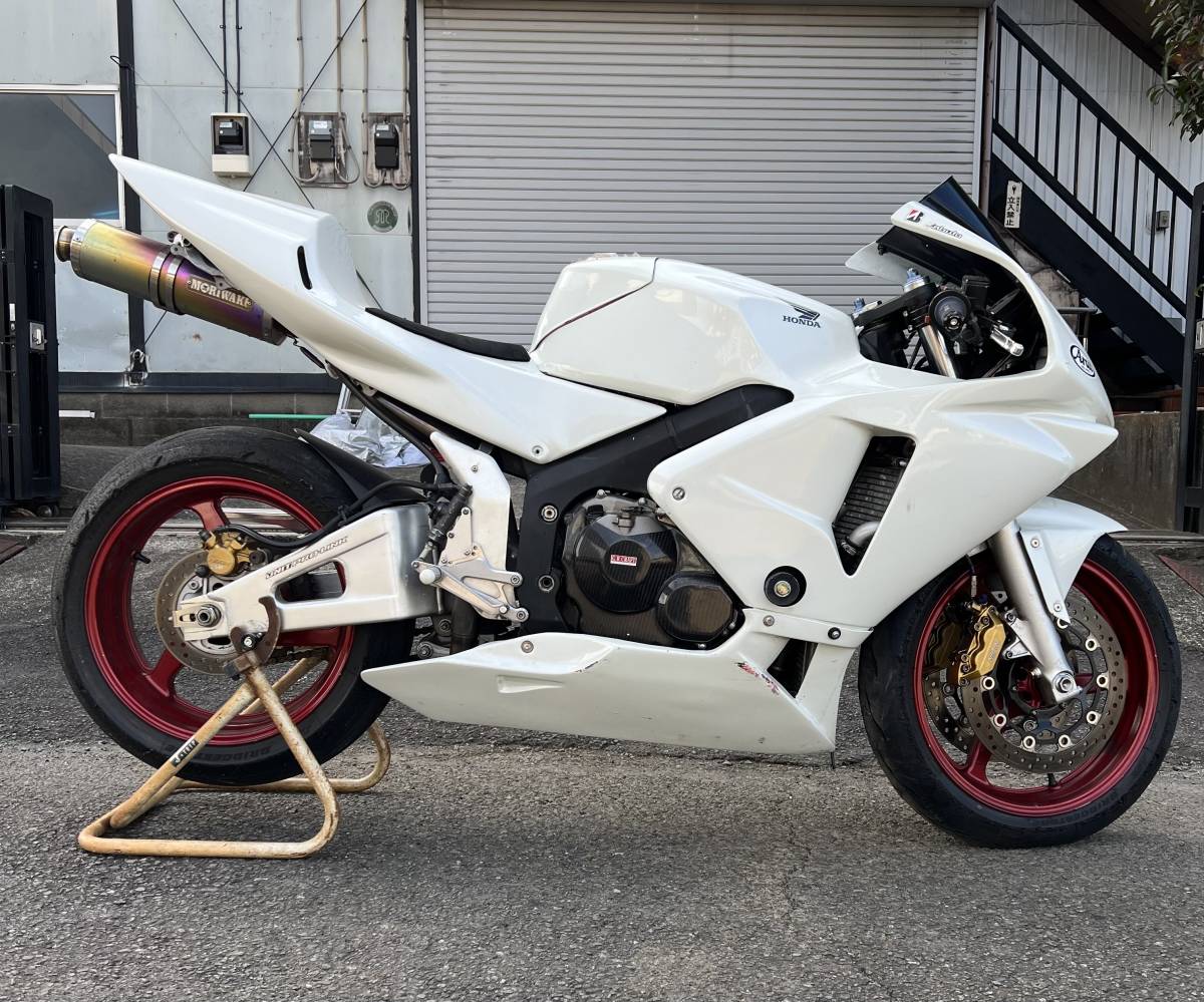CBR600RR PC37 レーサー ZX R1 R6 の商品詳細 CBR600RR PC37 レーサー ZX R1 R6 の商品詳細