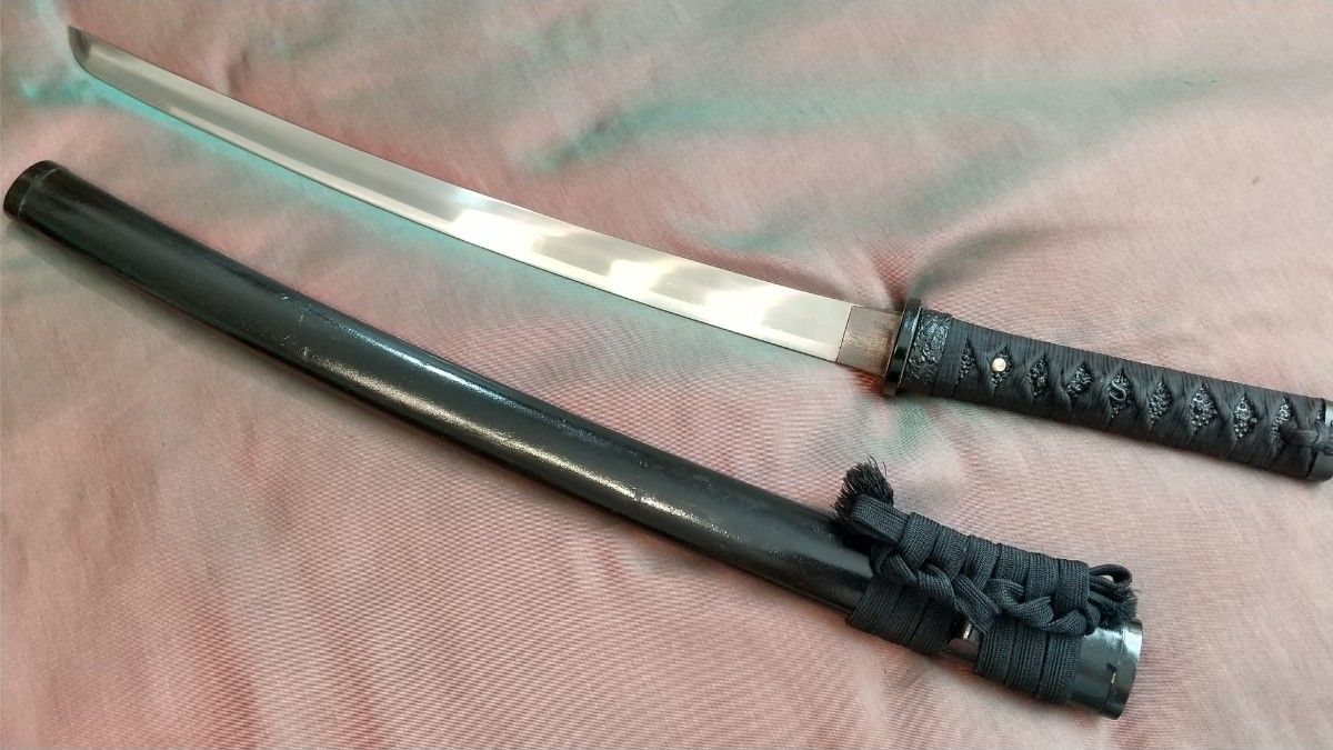 鐺付き】模造刀 脇差 喰出し鍔 直刃 黒拵え 模擬刀|Yahoo 鐺付き】模造刀 脇差 喰出し鍔 直刃 黒拵え 模擬刀|Yahoo