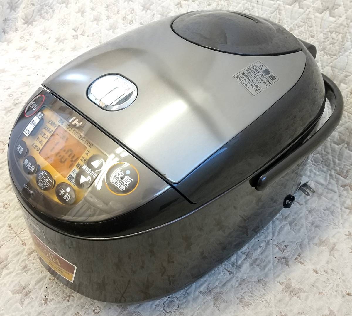 【896OJ】中古品 2019年製 ZOJIRUSHI IH炊飯器 NP-VI18 10合炊き_画像1