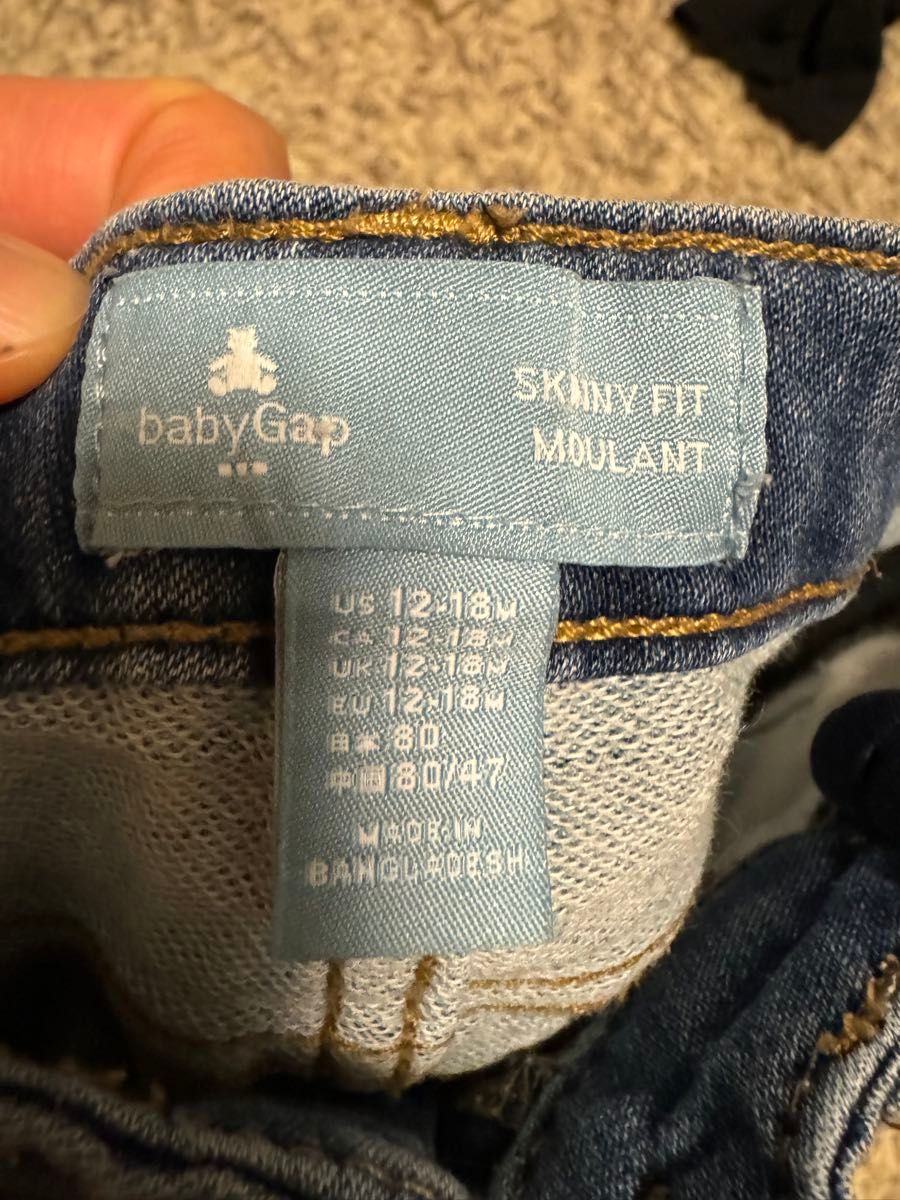 babygap  ジーンズ　デニム　gap ダメージ