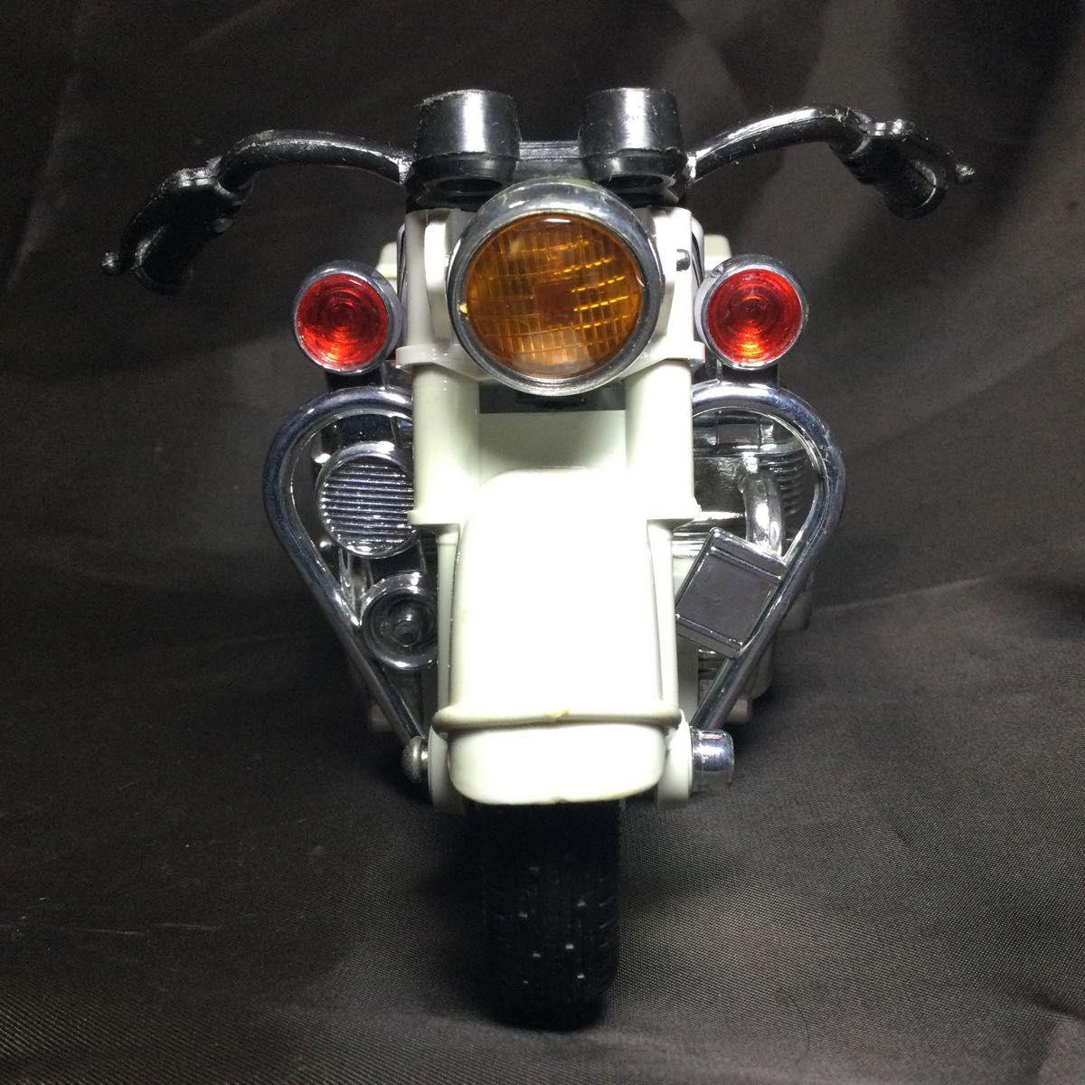 ホンダ CB750 FOUR 白バイ ブリキ製フリクション玩具|Yahoo ホンダ CB750 FOUR 白バイ ブリキ製フリクション玩具|Yahoo
