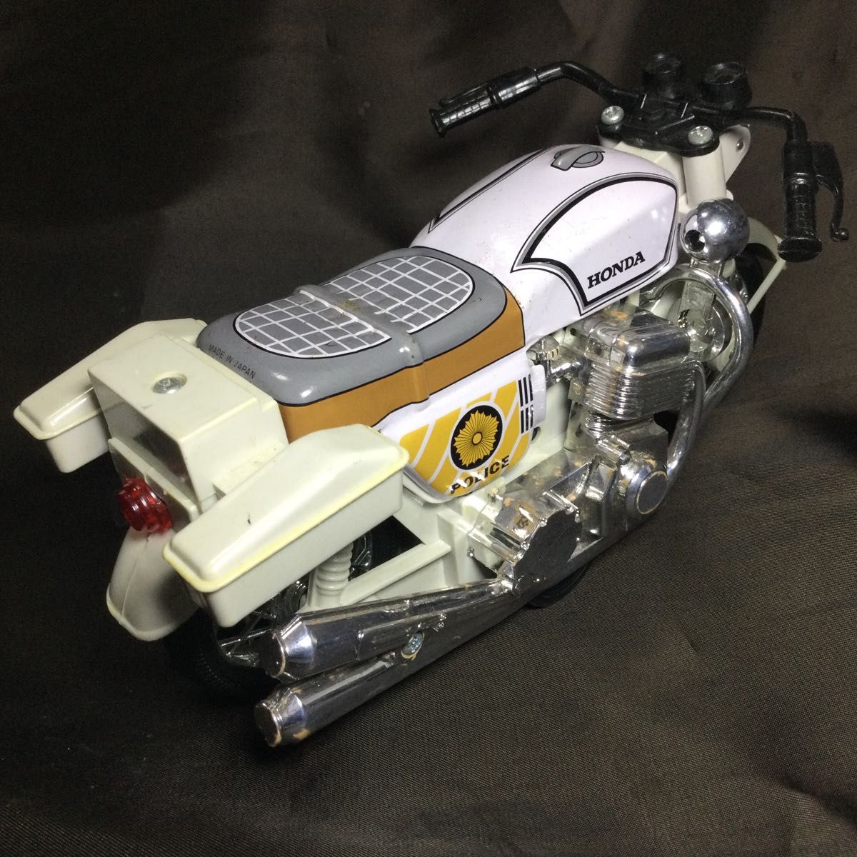 ホンダ CB750 FOUR 白バイ ブリキ製フリクション玩具|Yahoo ホンダ CB750 FOUR 白バイ ブリキ製フリクション玩具|Yahoo