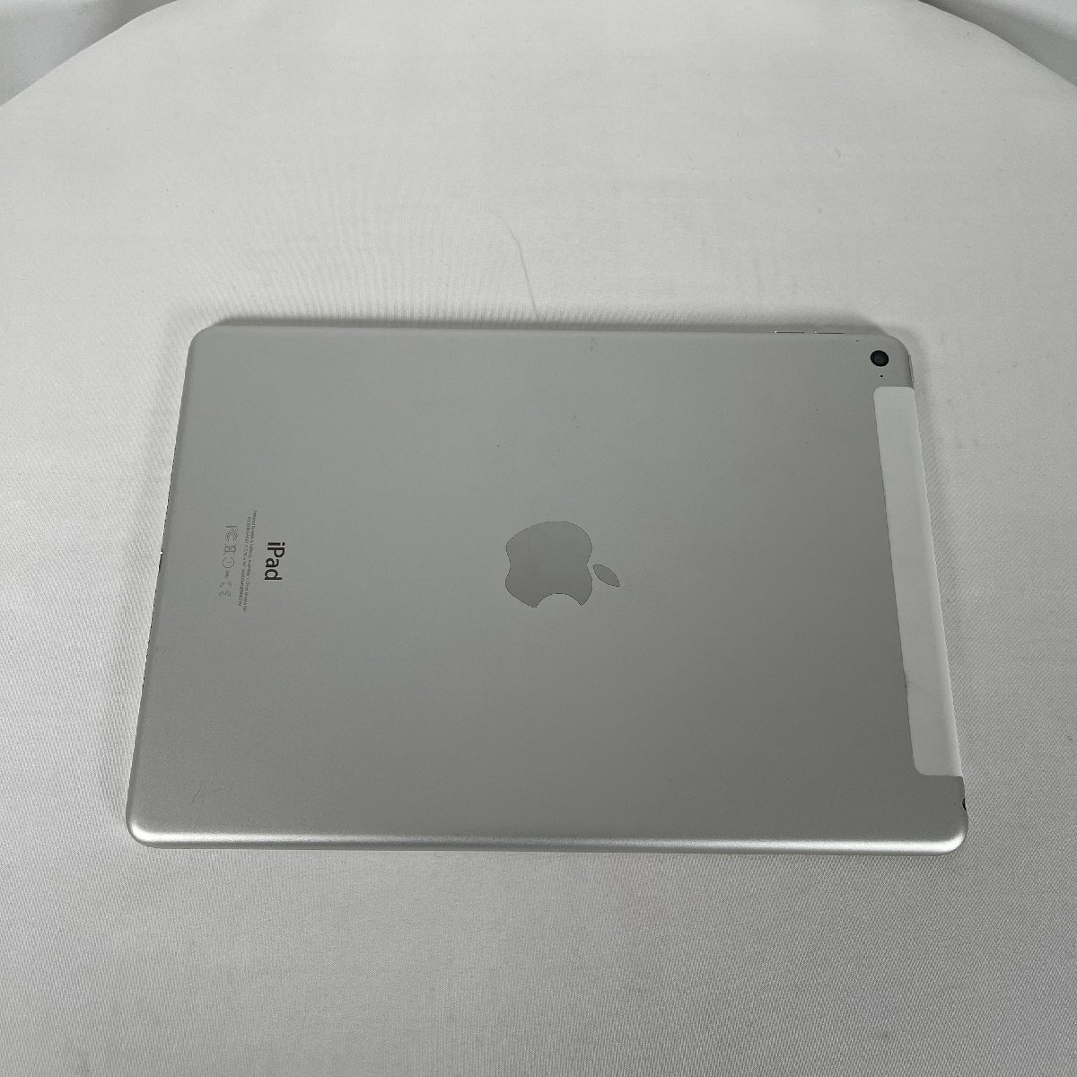 ★１円スタートお得！★ Apple iPad Air 2 SIMカード使用不可 Wi-Fi+Cellular 64GB シルバー アップル バッテリー84％【中古】店頭展示品　_画像8