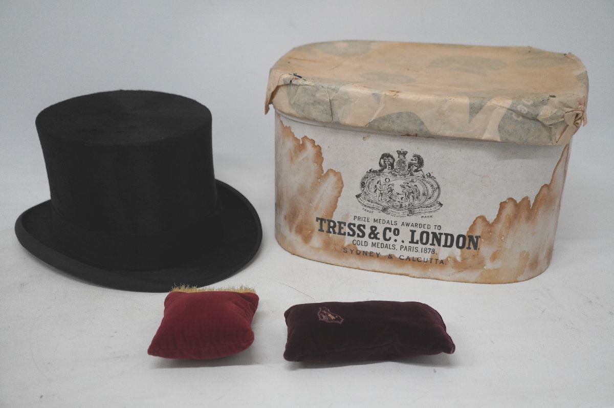 【1-89】 TRESS&CO. LONDON 英国 イギリス ブラック シルクハット トップハット 帽子 アンティーク Antique ヴィンテージ Vintage_画像1