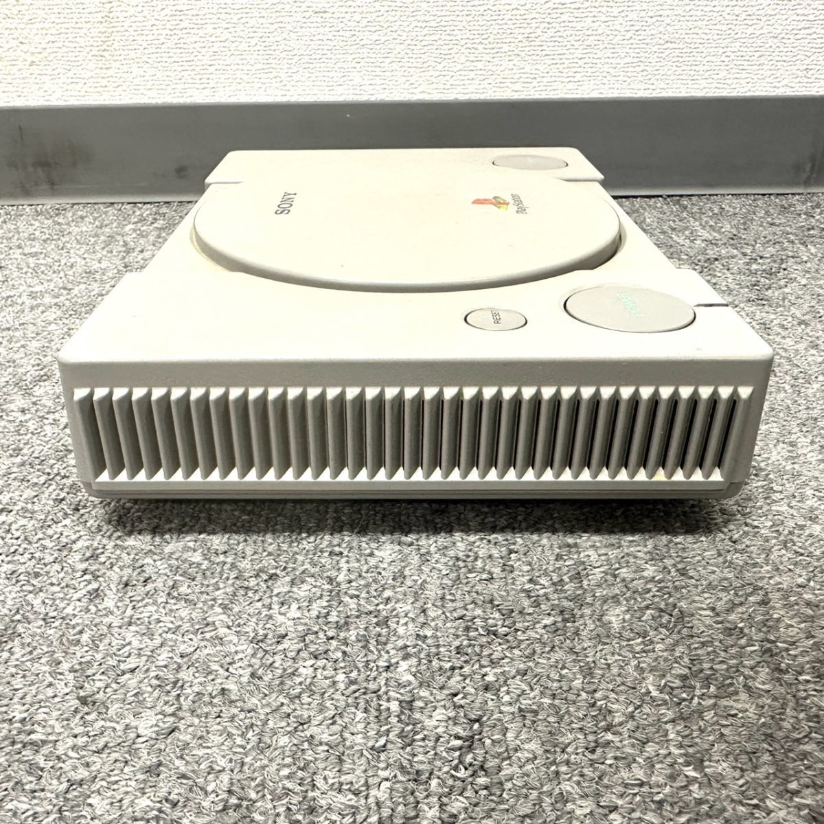 C632-I63-20 SONY ソニー PlayStation プレイステーション PS1 プレステ1 SCPH-7000 ゲーム機 コントローラー付き 画面出力確認済み_画像5