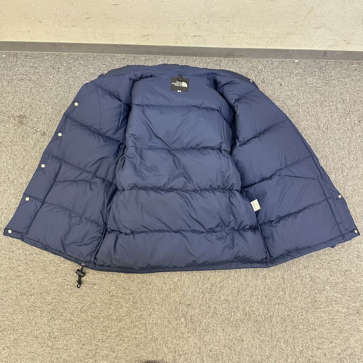 E657-I50-684 THE NORTH FACE ザノースフェイス ダウンジャケット メンズ サイズM ブルー系 アパレル アウター ファッション_画像7