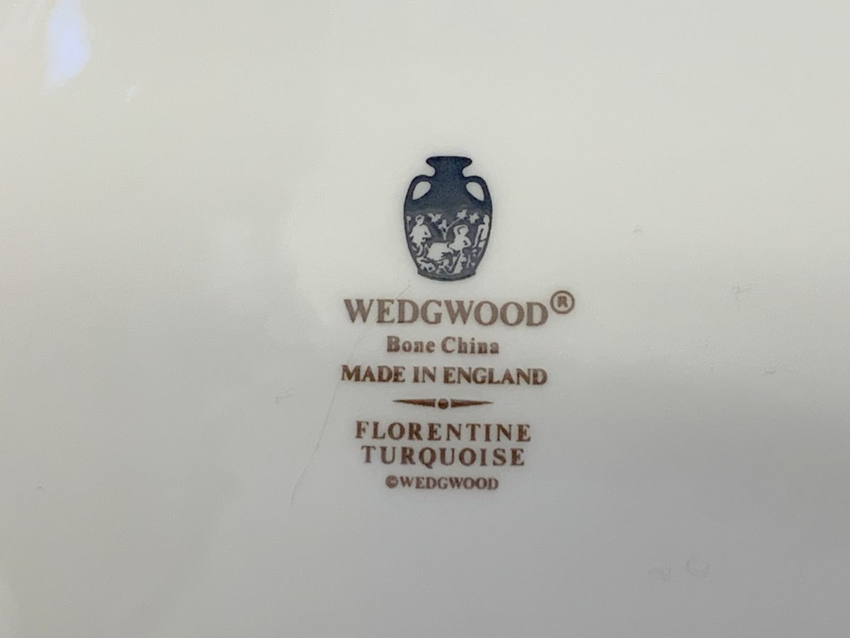 E410-I56-449 WEDGWOOD ウェッジウッド フロレンティーン ターコイズ カップ&ソーサー 小皿 中皿 茶器 食器セット ⑥_画像10