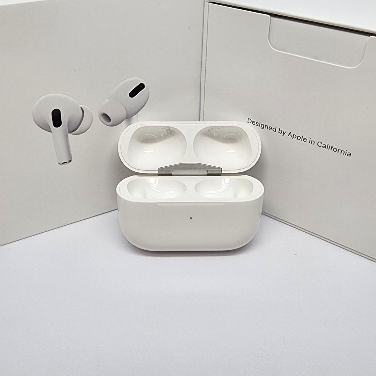 極美品】Apple正規品 AirPods Pro第一世代 第1世代 充電ケース 極美品】Apple正規品 AirPods Pro第一世代 第1世代 充電ケース