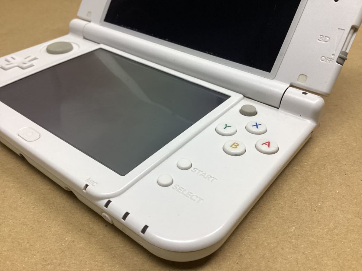 Nintendo 任天堂 New3DSLL パールホワイト ニンテンドー ソフト付 動作品_画像5