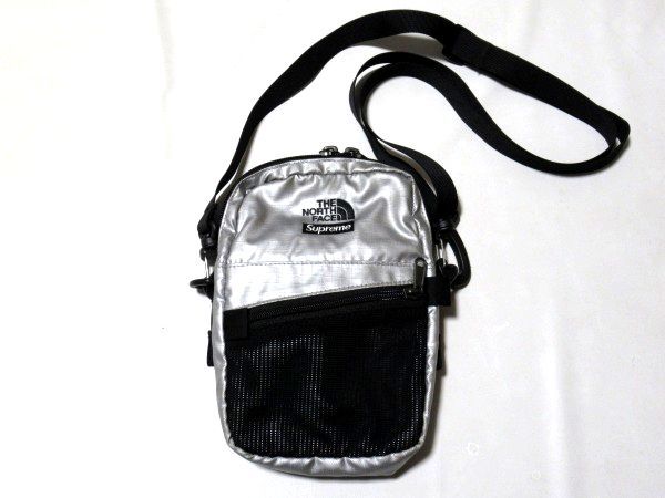 18SS Supreme x The North Face Metallic Shoulder Bag ノースフェイス メタリック ショルダーバッグ Silver シルバー バッグ_画像3