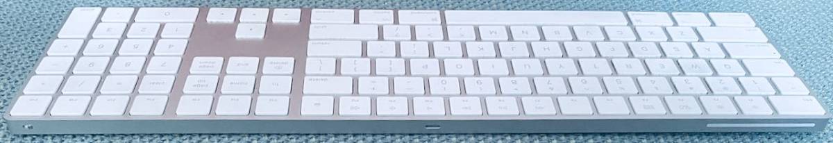 ◆Apple純正 【Apple Magic Keyboard A1843 US配列 MQ052LL/A テンキー付き】キーボード/ワイヤレス/wireless_画像3