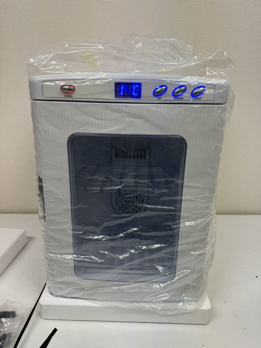 未使用品　ポータブル保冷温庫 ホワイト XHC-25-WHITE 25L 冷蔵庫 2電源対応 アウトドア ミニ ショーケース 小型_画像2