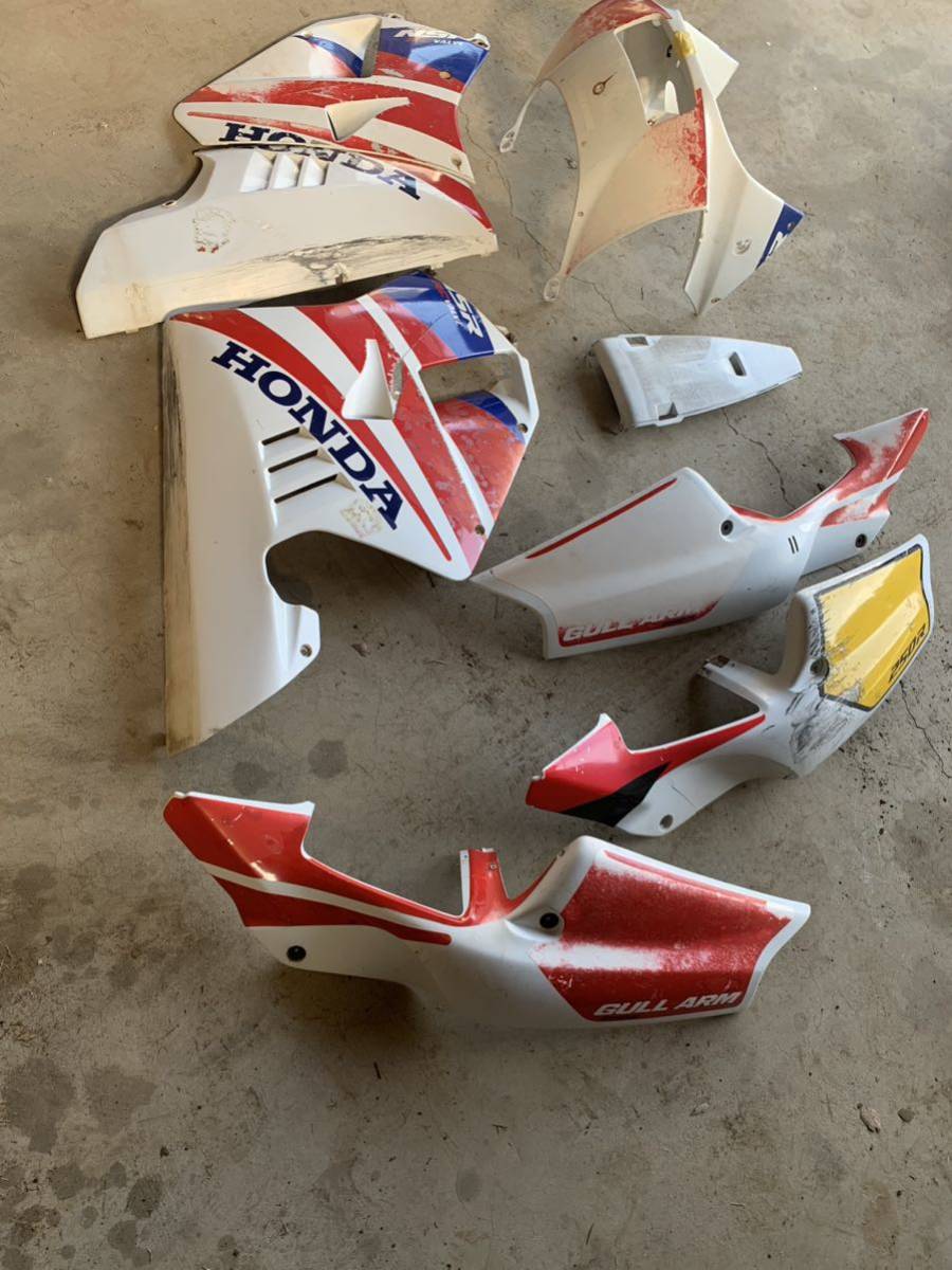 Yahoo!オークション - NSR250R(MC21 純正アッパーカウル シートカウル Yahoo!オークション - NSR250R(MC21 純正アッパーカウル シートカウル