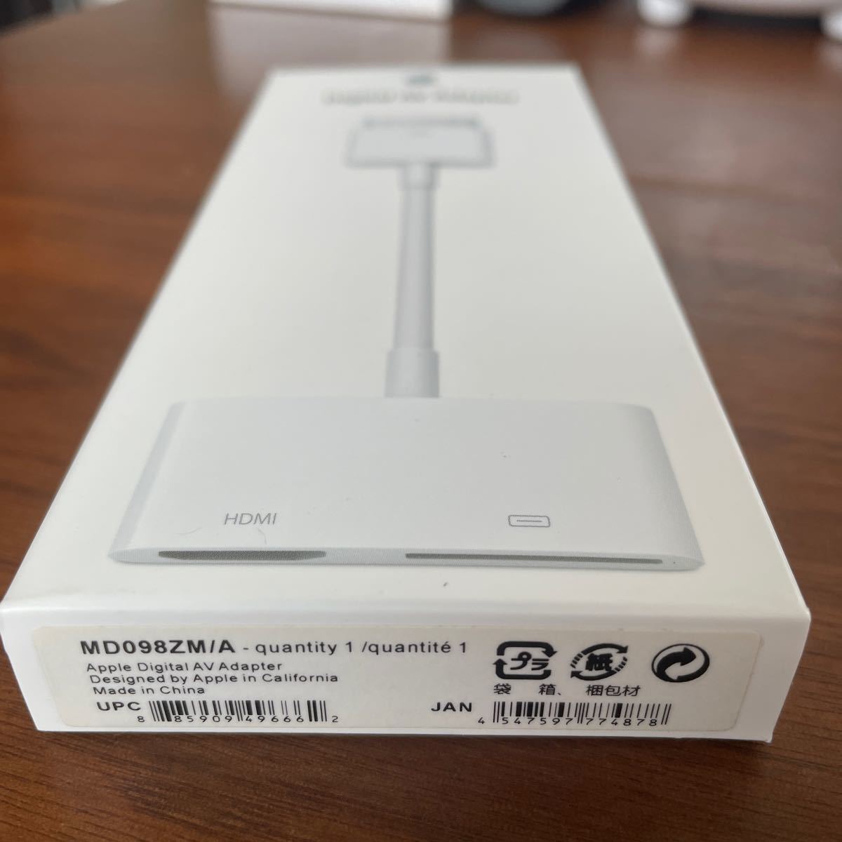 Apple AVアダプタ MD098ZM/A 30ピンDigital 中古品_画像3