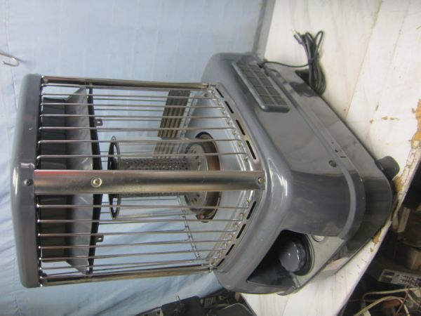 S9164】整備済/業務用大型ストーブ/トヨトミ KF-103 遠赤外線 S9164】整備済/業務用大型ストーブ/トヨトミ KF-103 遠赤外線