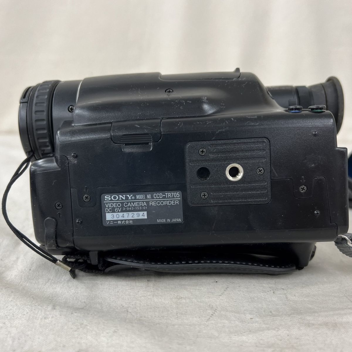 K212-H23-183 SONY ソニー Handycam ハンディカム VideoHi8 CCD-TR705 3047294 f=7.8~62.4mm 1:1.6 ビデオカメラ 家電_画像5